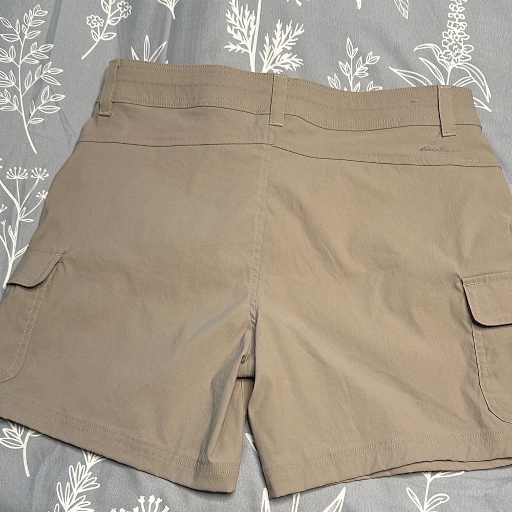 Eddie Bower Women's Tan Cargo Shorts sz 10 - Picture 4 of 5